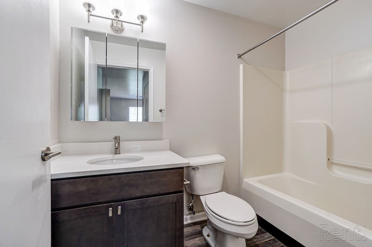 Fountain Park Apartments - Photo 7 of 50