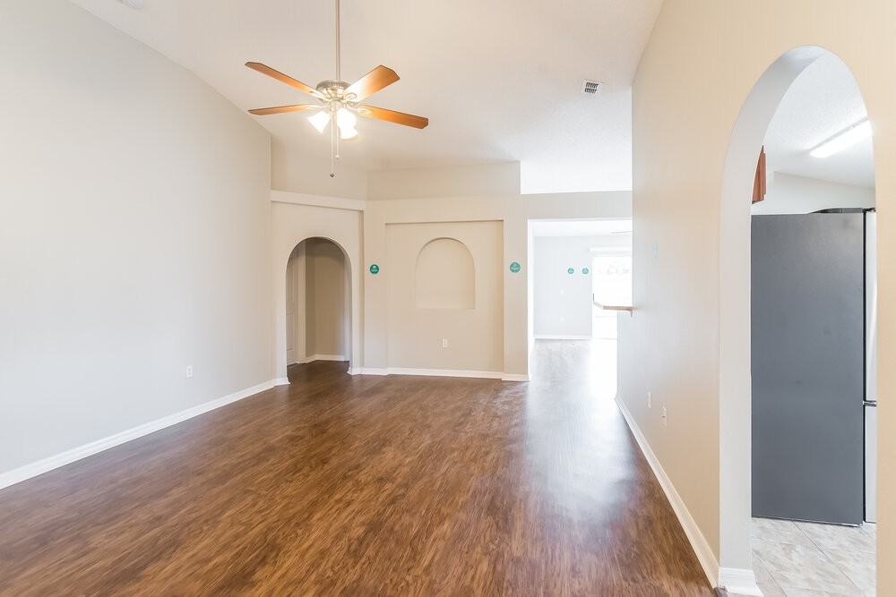 6811 Majorca Ct - Photo 2 of 15