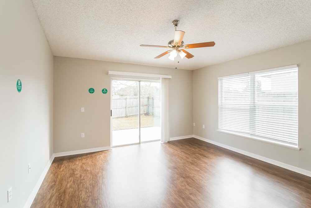 6811 Majorca Ct - Photo 4 of 15