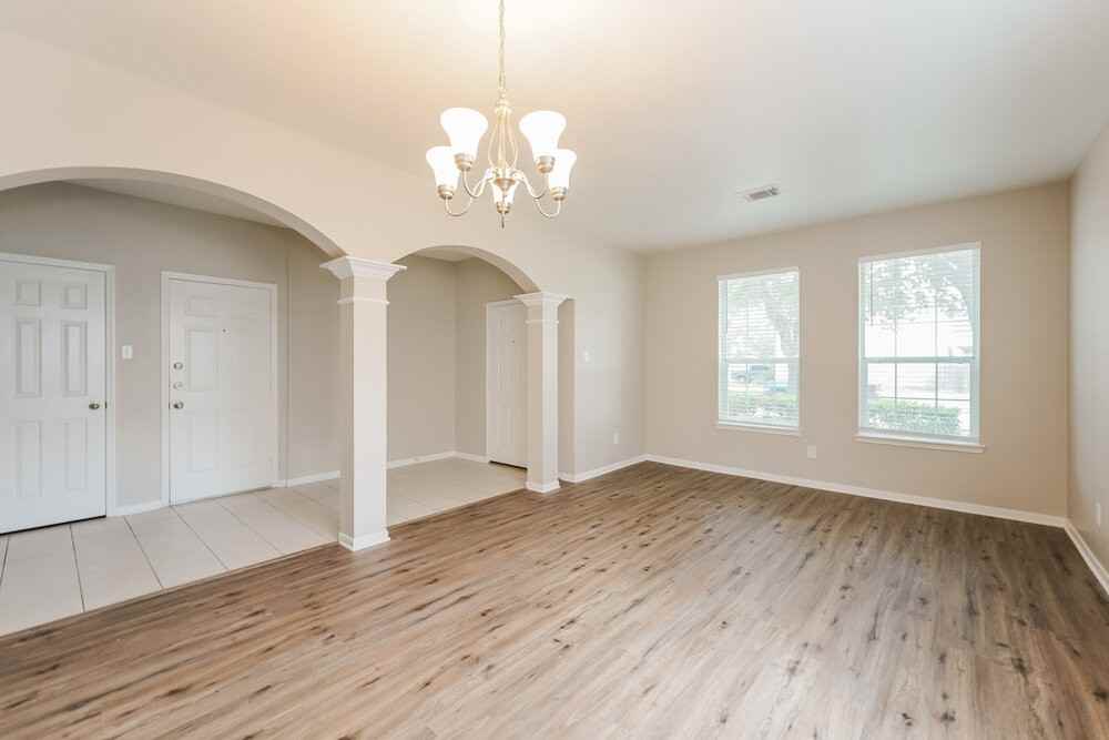 18639 Appletree Ridge Rd - Photo 4 of 17
