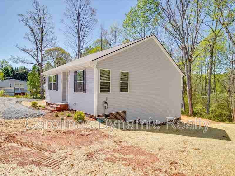 205 Titanium Dr - Photo 3 of 44