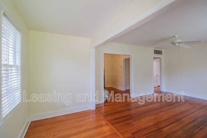 51 Timmerman Dr - Photo 3 of 17