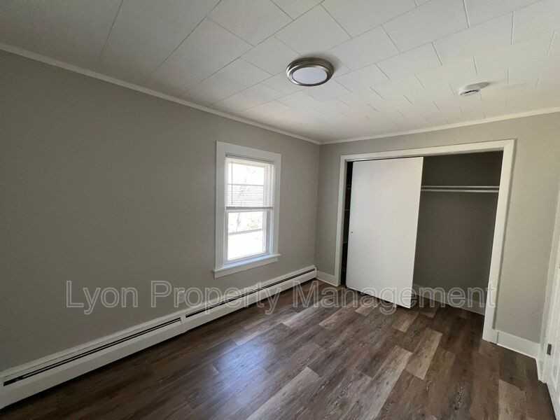 36 N 3rd Ave #2ndFL - Photo 5 of 10