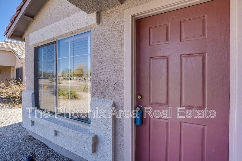 40219 N Cassara Dr - Photo 5 of 41