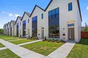 featured image of 3130 Wayside Ave