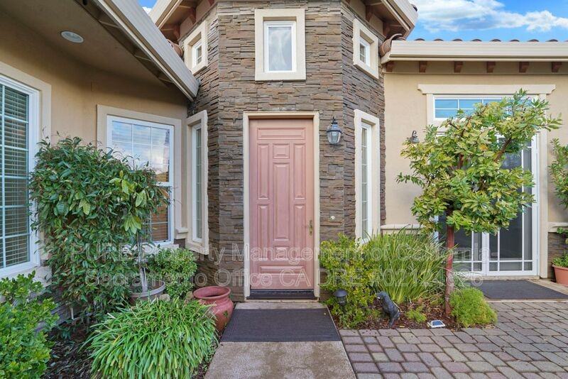 815 Royal Troon Pl - Photo 7 of 50