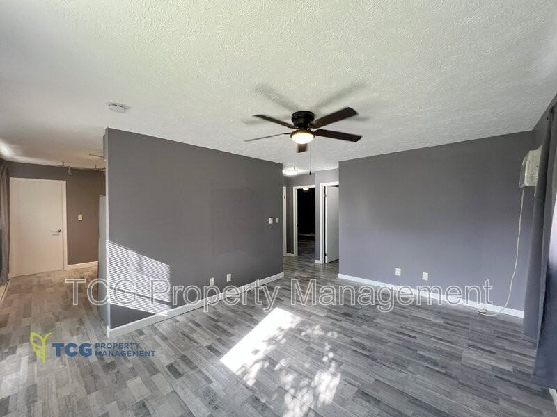 1918 Ottawa Ave - Photo 2 of 7