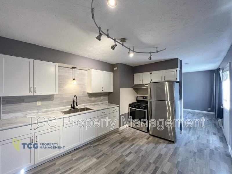 1918 Ottawa Ave - Photo 3 of 7