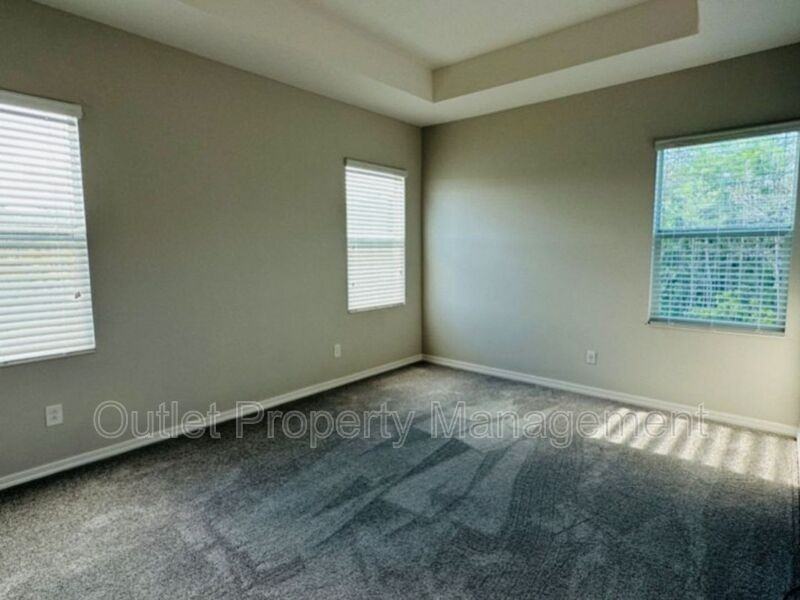 2457 Sedge Grass Way - Photo 4 of 10