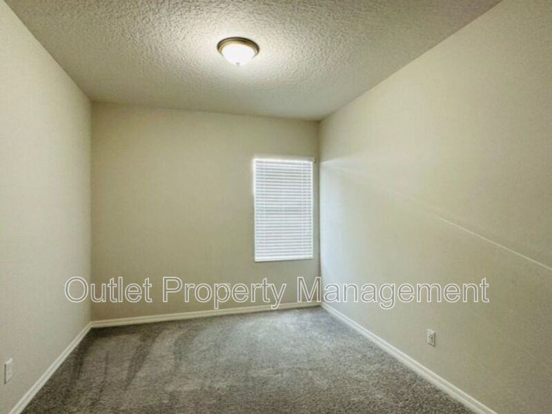 2457 Sedge Grass Way - Photo 6 of 10