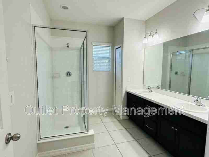 2457 Sedge Grass Way - Photo 7 of 10