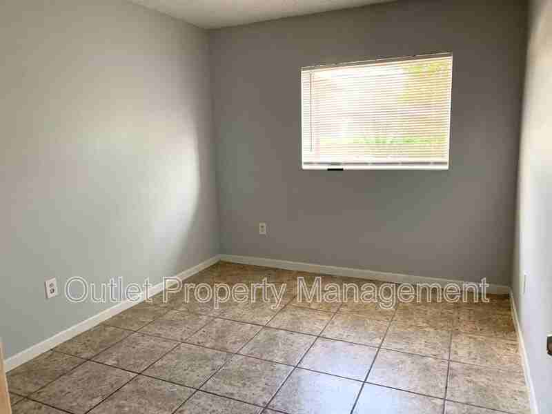 5885 Dahlia Dr #113 - Photo 4 of 7