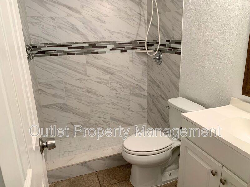 5885 Dahlia Dr #113 - Photo 5 of 7