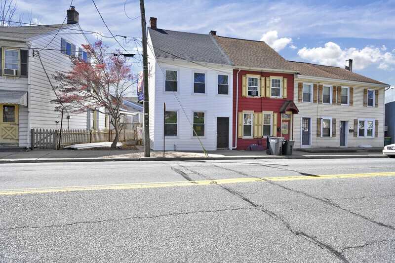 24 Lancaster Ave - Photo 3 of 34