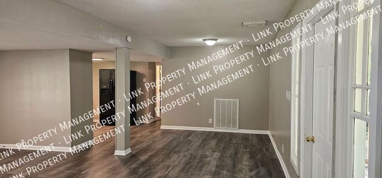 1213 Roach Hollow Rd - Photo 3 of 50