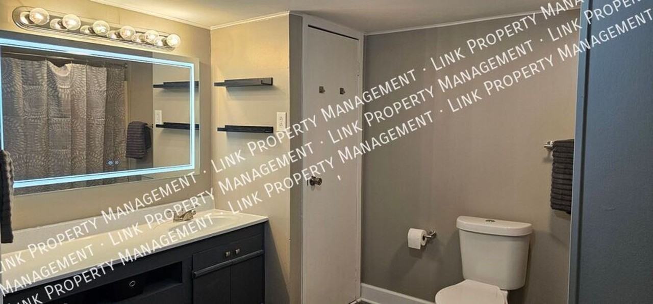 1213 Roach Hollow Rd - Photo 7 of 50