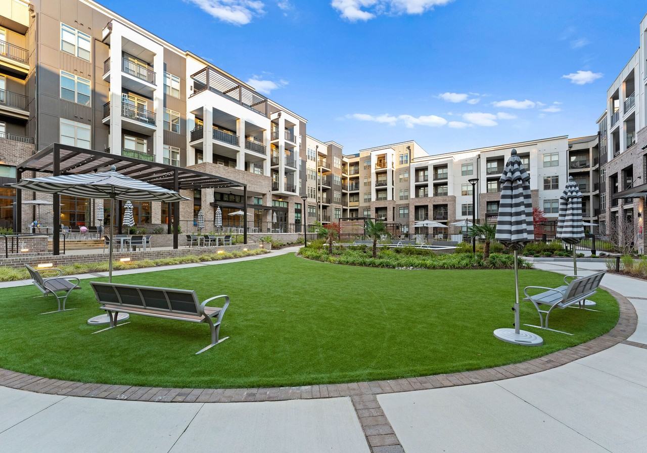 Providence Row - Photo 5 of 36