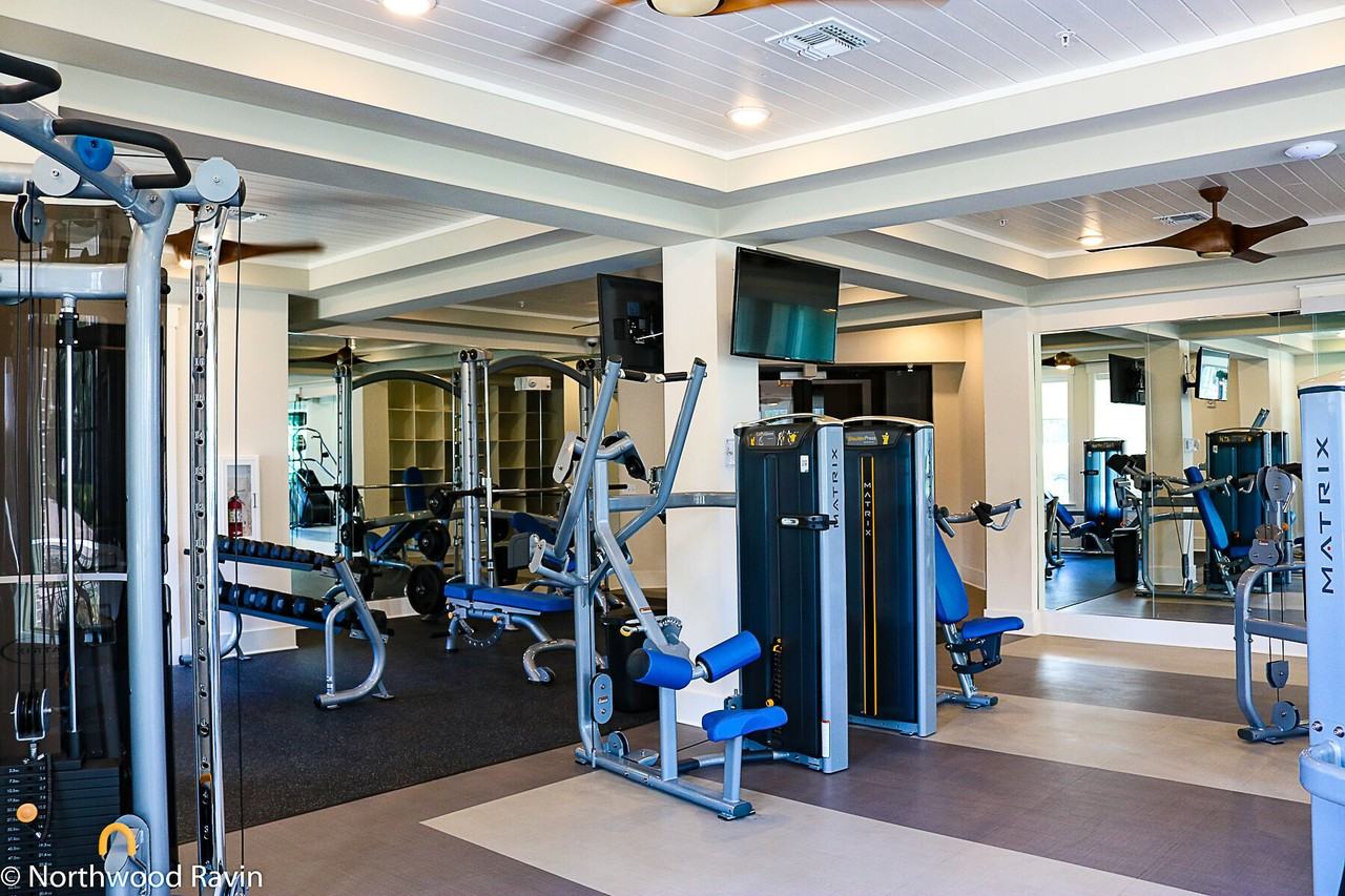 Novus Westshore - Photo 4 of 40