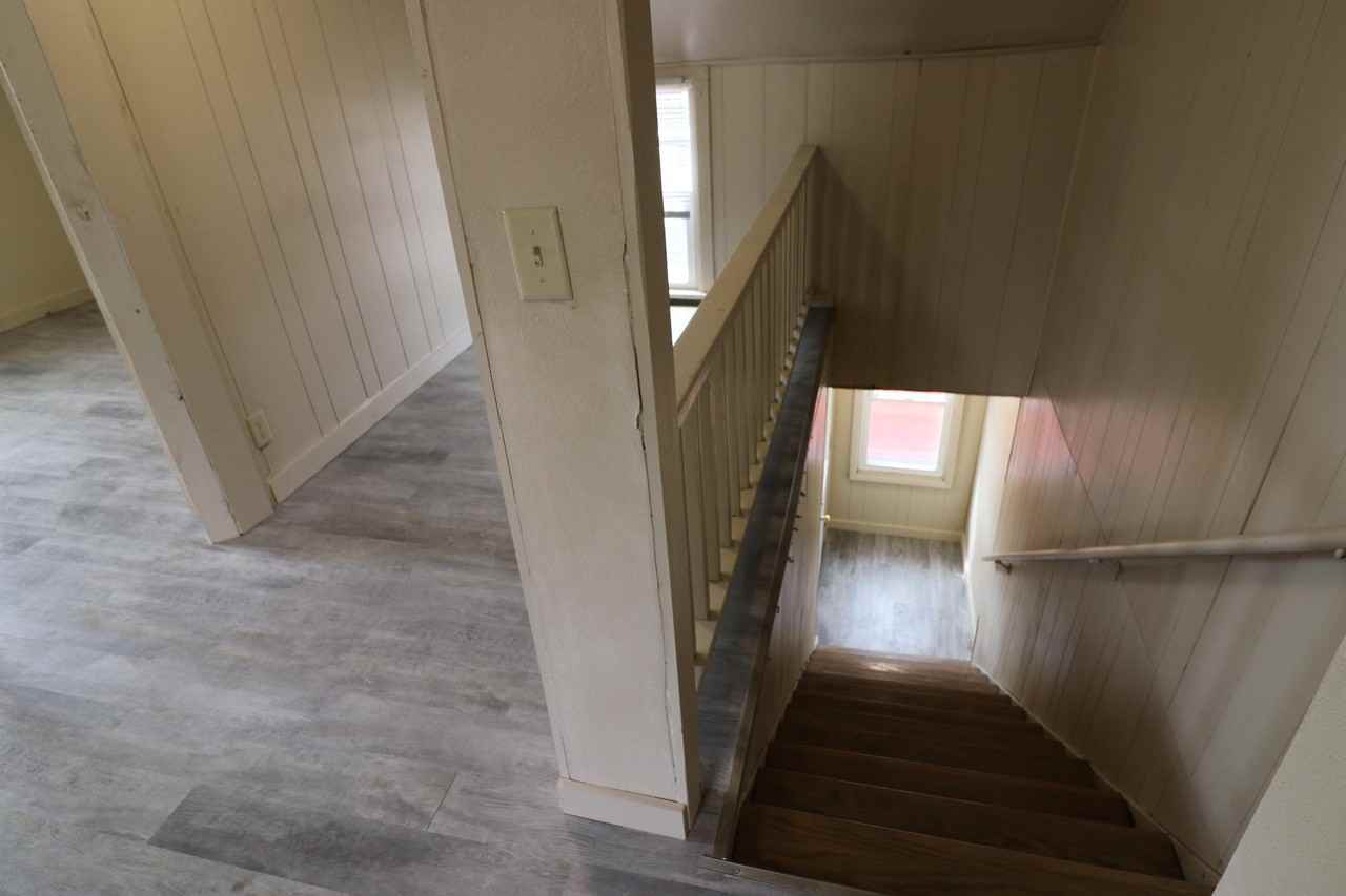 423 Draper Street - Photo 3 of 20