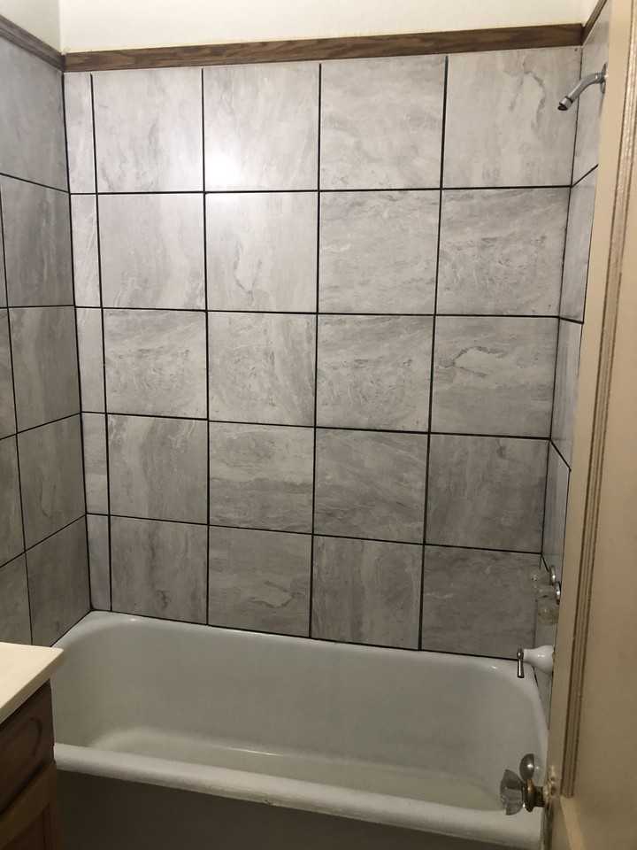 429 W G St - Photo 2 of 9