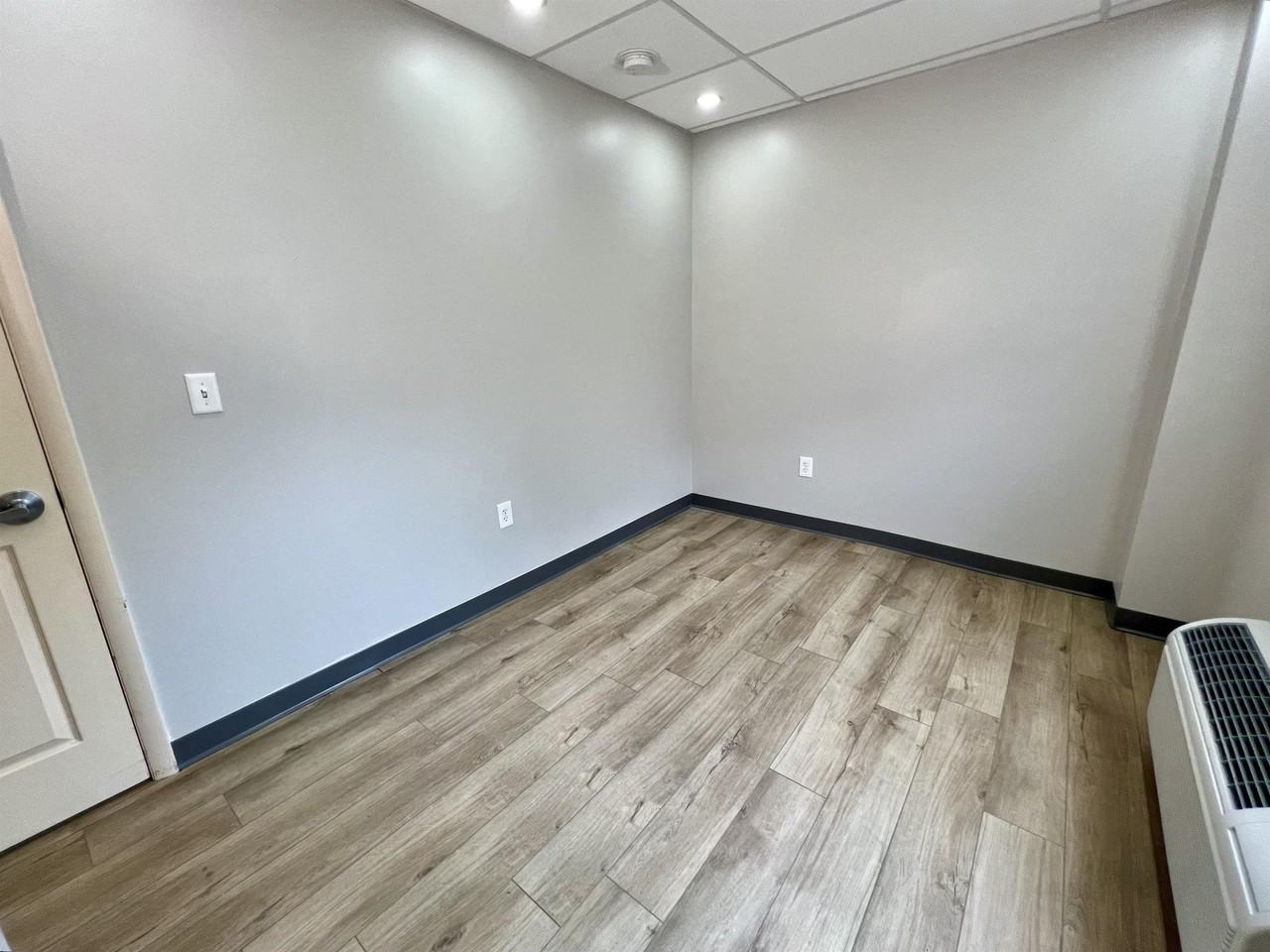 622 17th Street - Photo 6 of 11