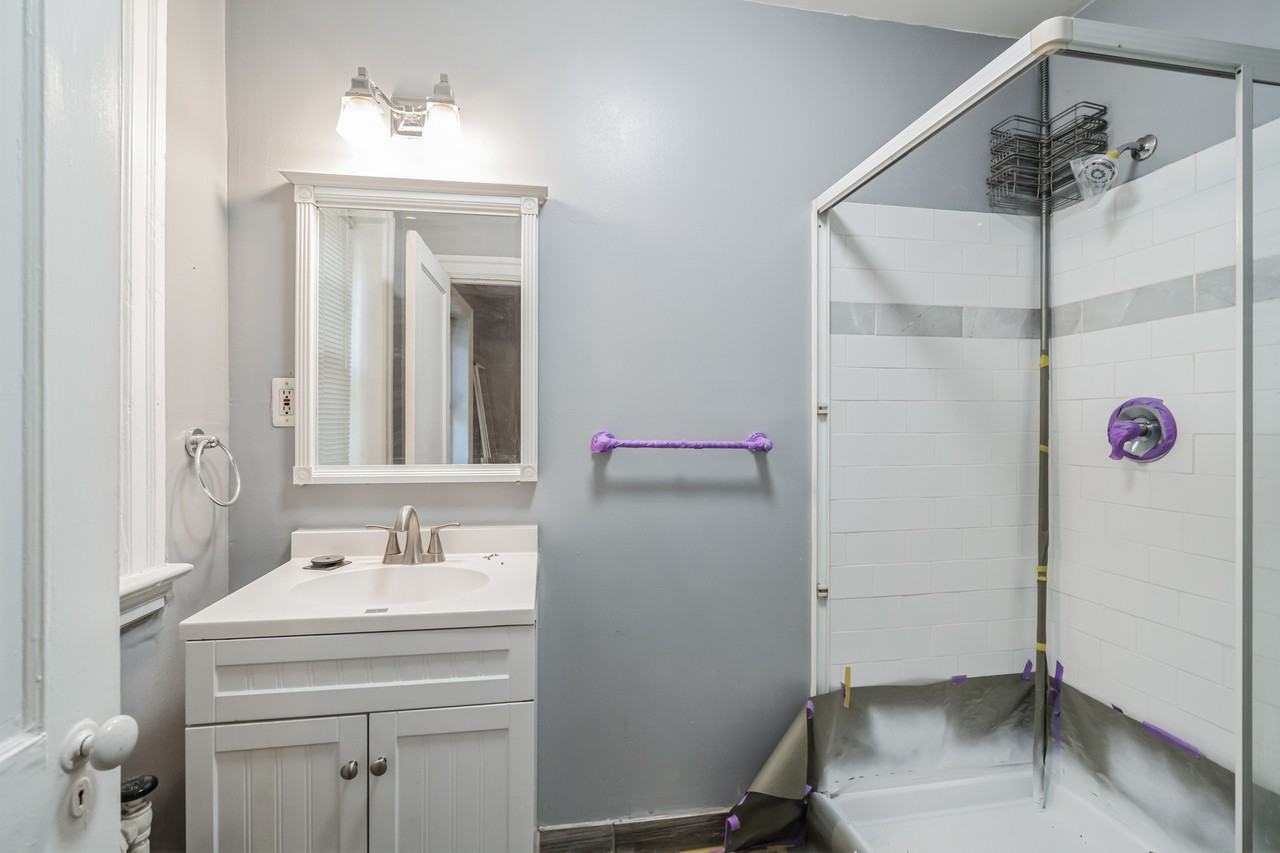 6355 Lancaster Avenue - Photo 5 of 31