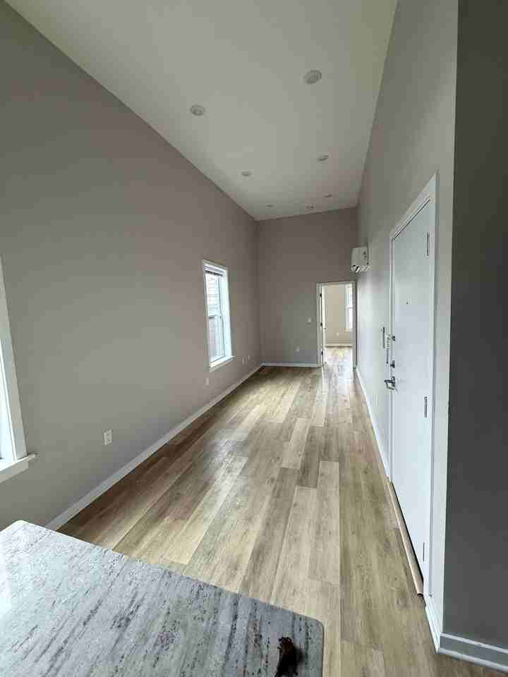 304 Ege Avenue - Photo 3 of 8