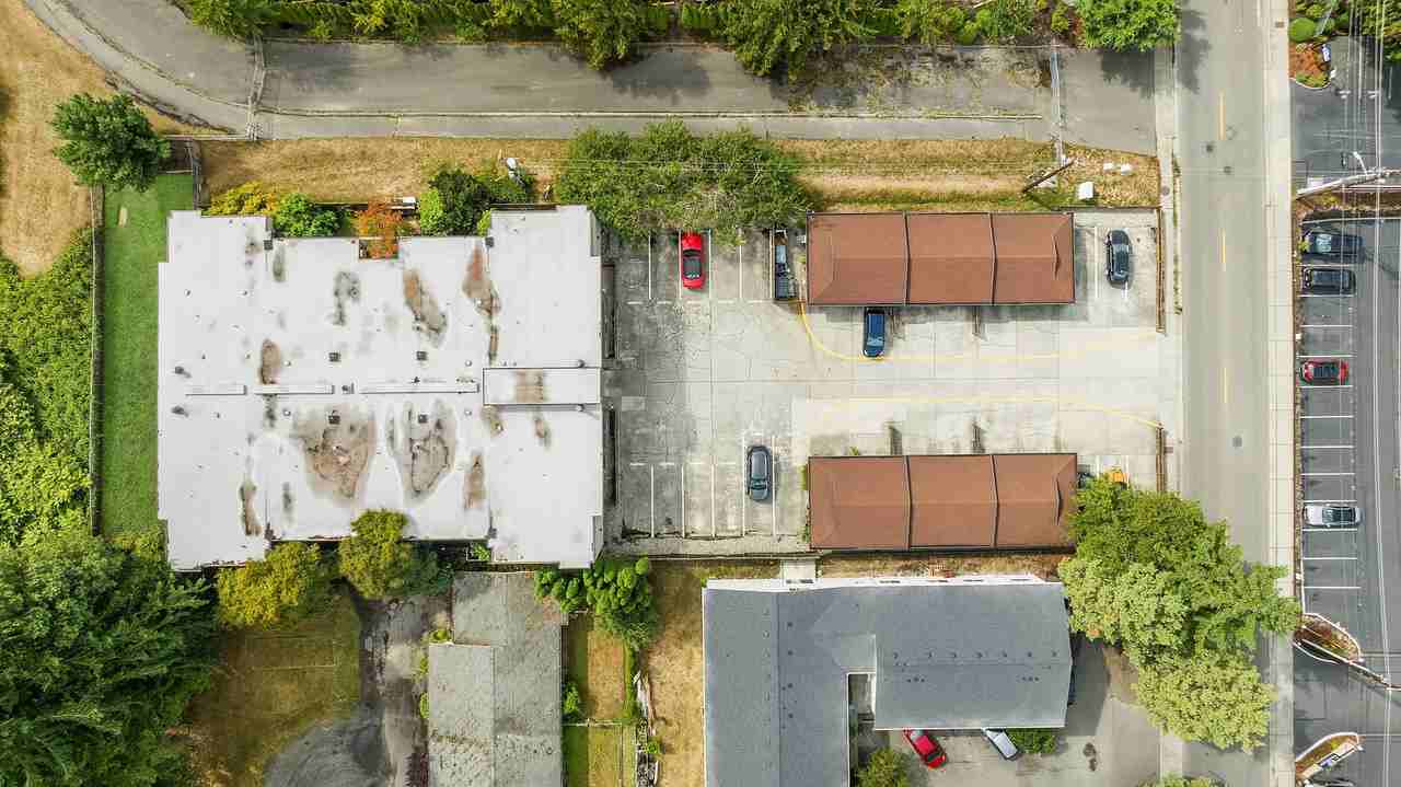 618 75th Street Southeast - Photo 6 of 50