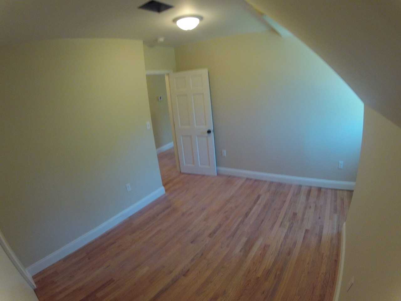 5825 Bartlett - Photo 7 of 14