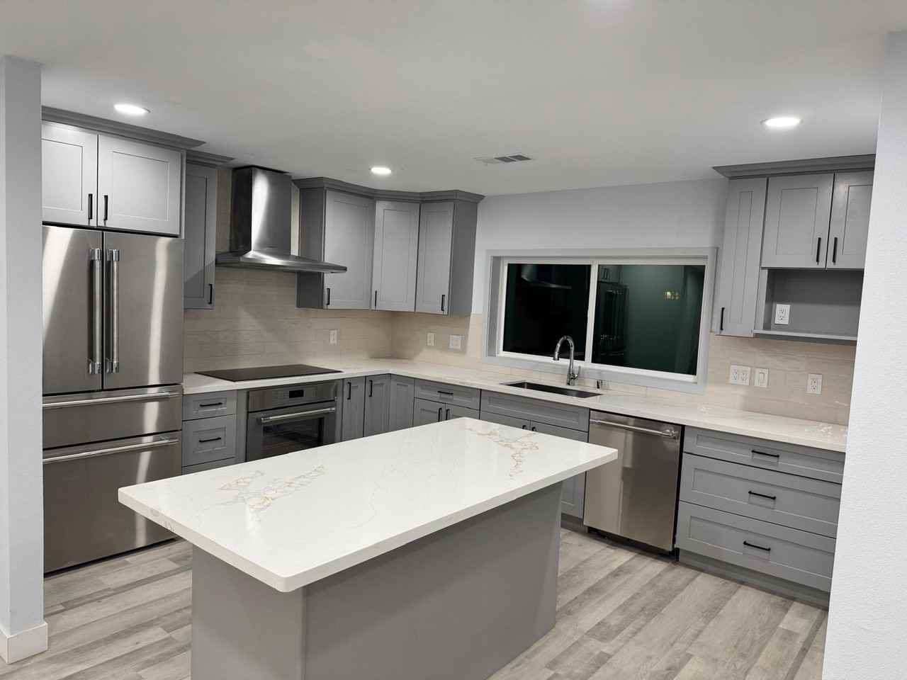 721 Clyde Avenue ##A - Photo 2 of 15