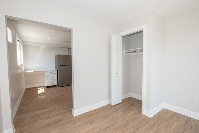 601 Harrold St - Photo 2 of 4