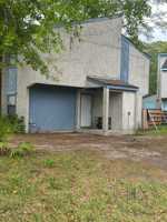 featured image of 1069 Kelly Dr