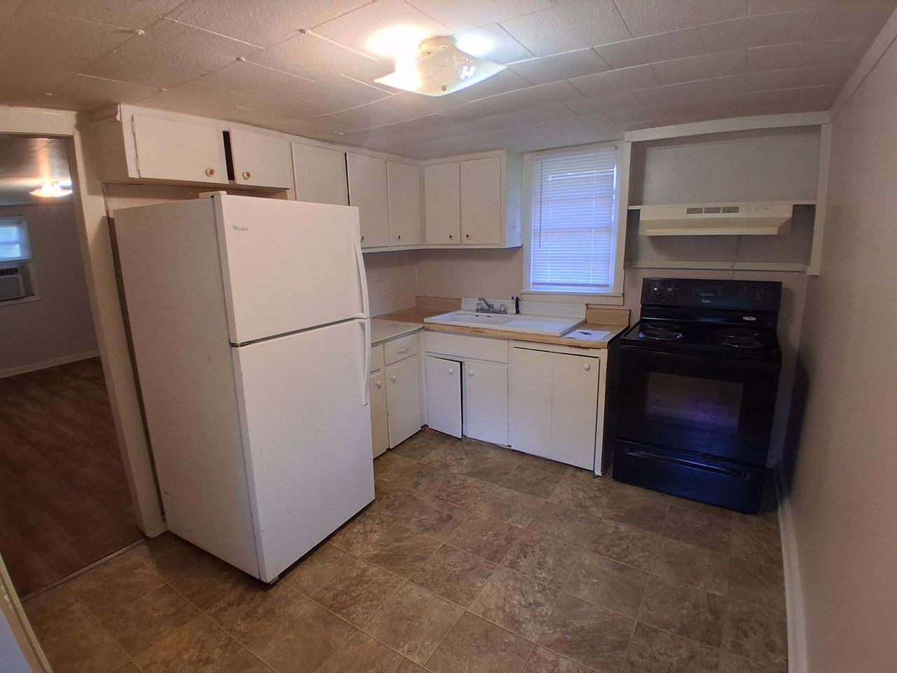 2150 1/2 Winston Ave - Photo 6 of 10