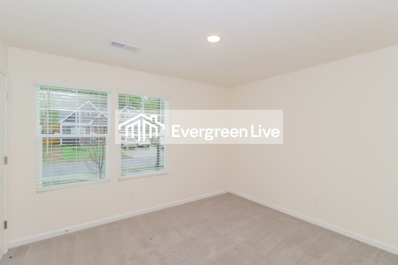 362 Water St - Photo 6 of 14