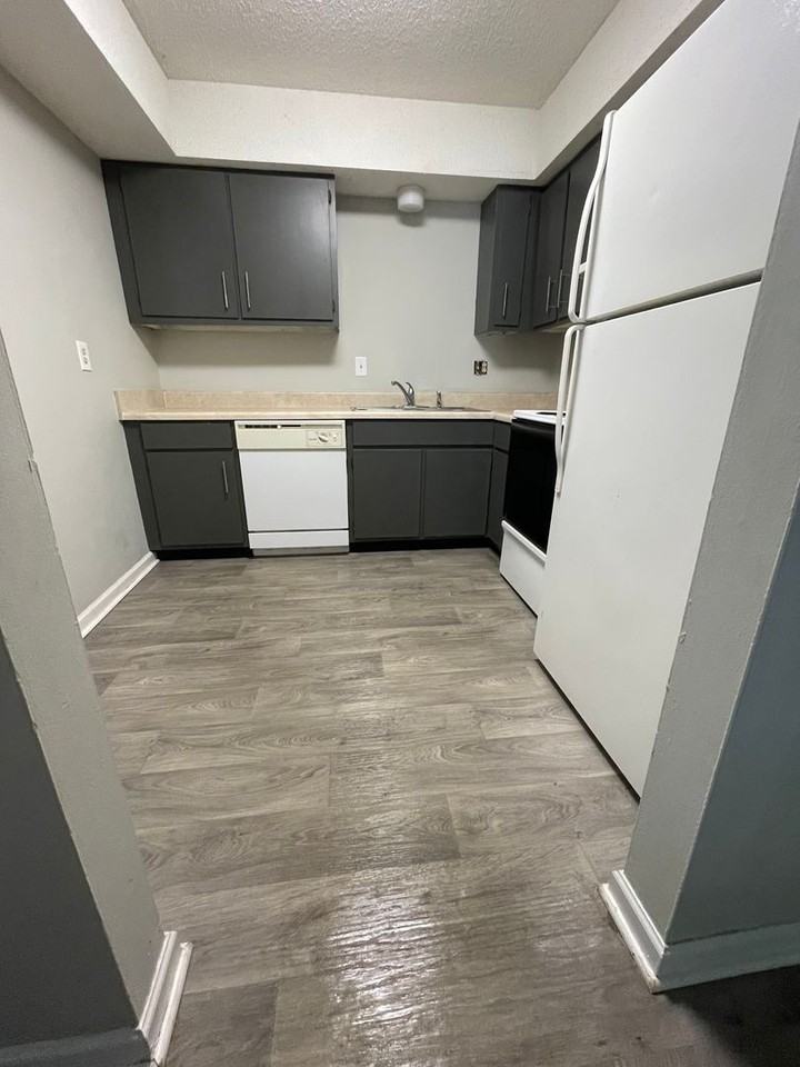 1591 Park City Road - Photo 5 of 20