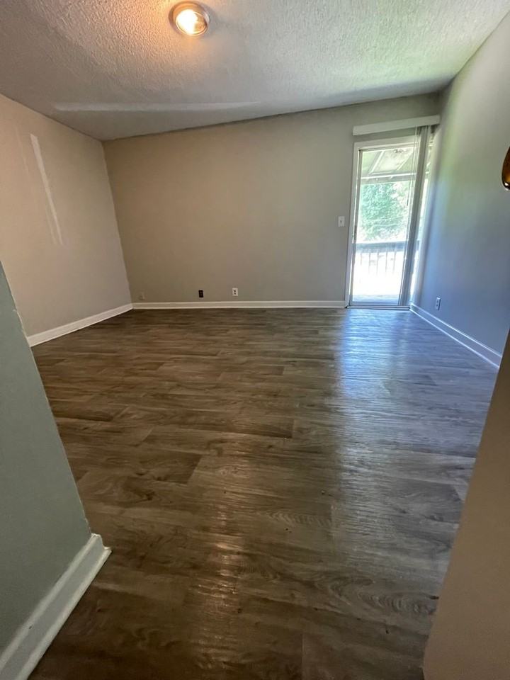 1591 Park City Road - Photo 4 of 19
