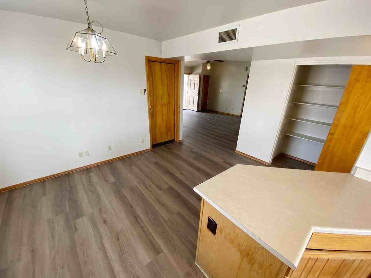 11343 W Townley Ave - Photo 7 of 29