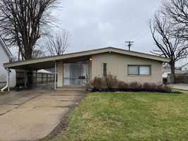 featured image of 1989 Symes St