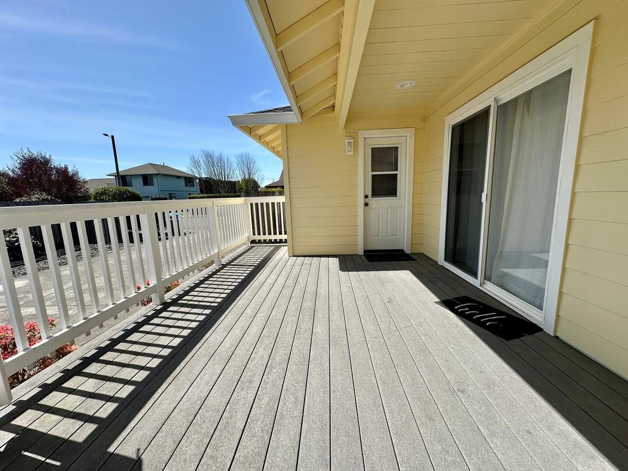 1072 Villa Way - Photo 3 of 23