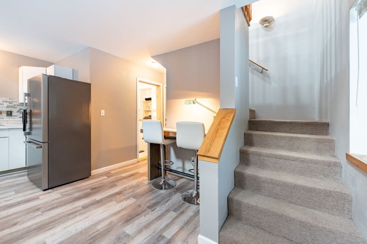 634 Cloud Rd - Photo 4 of 13