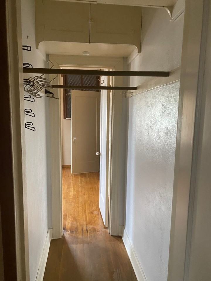 606 Fulton St - Photo 7 of 13