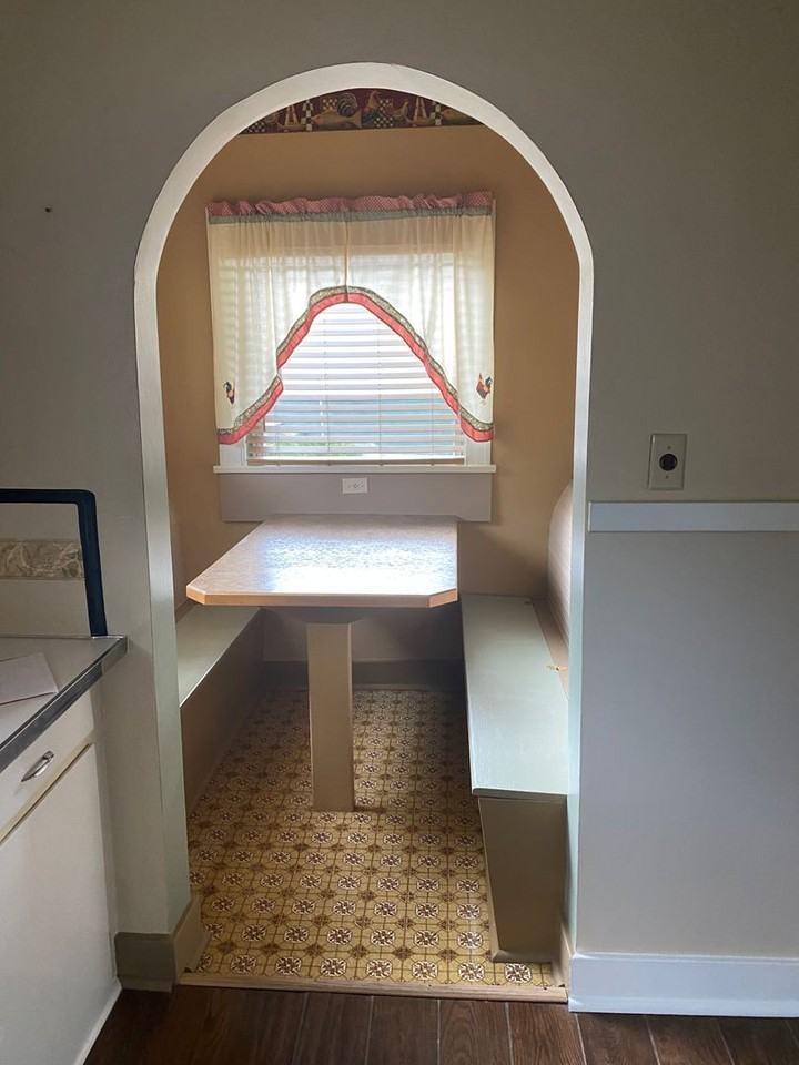 606 Fulton St - Photo 6 of 13