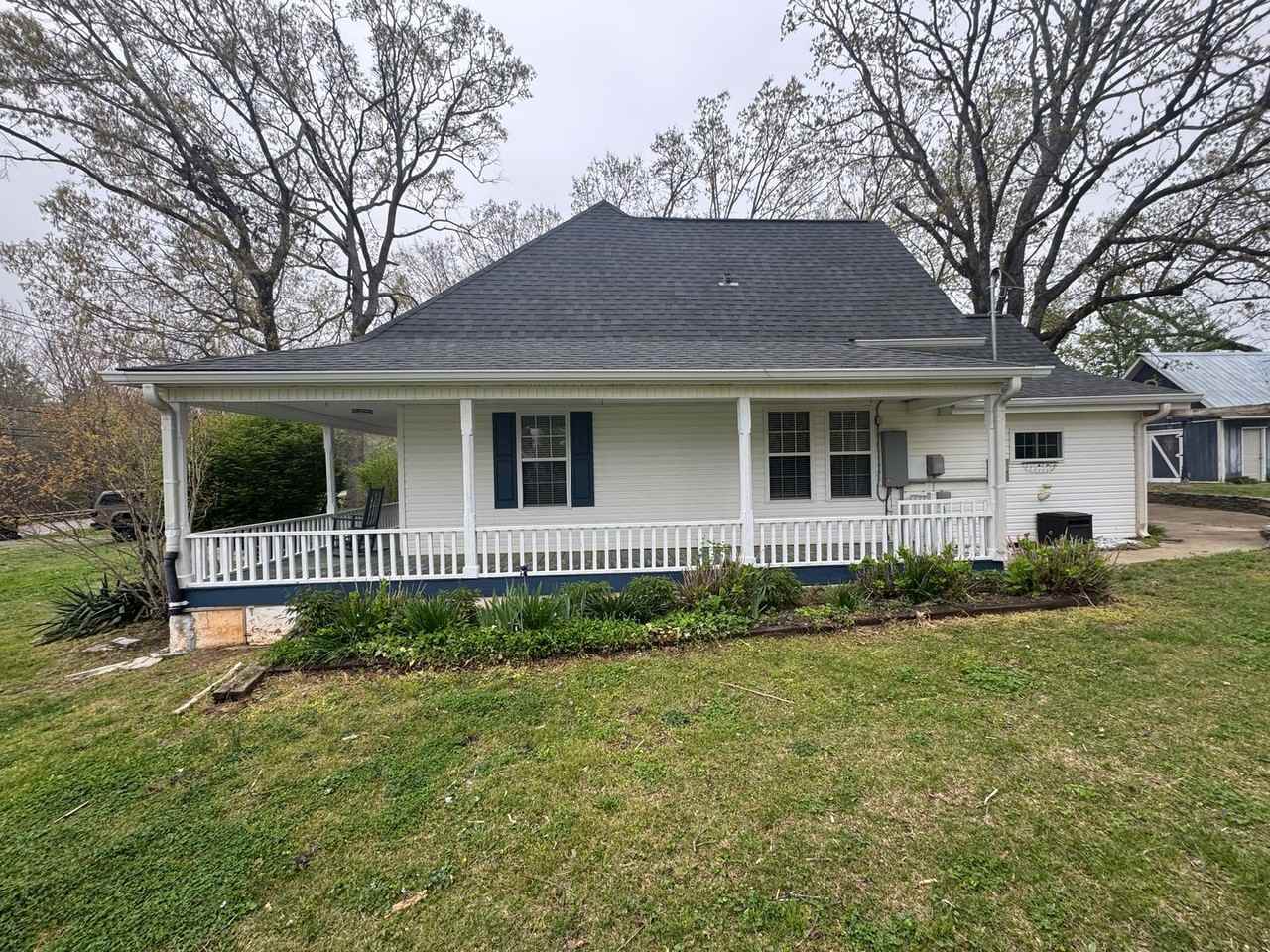 108 Stockton St - Photo 2 of 47