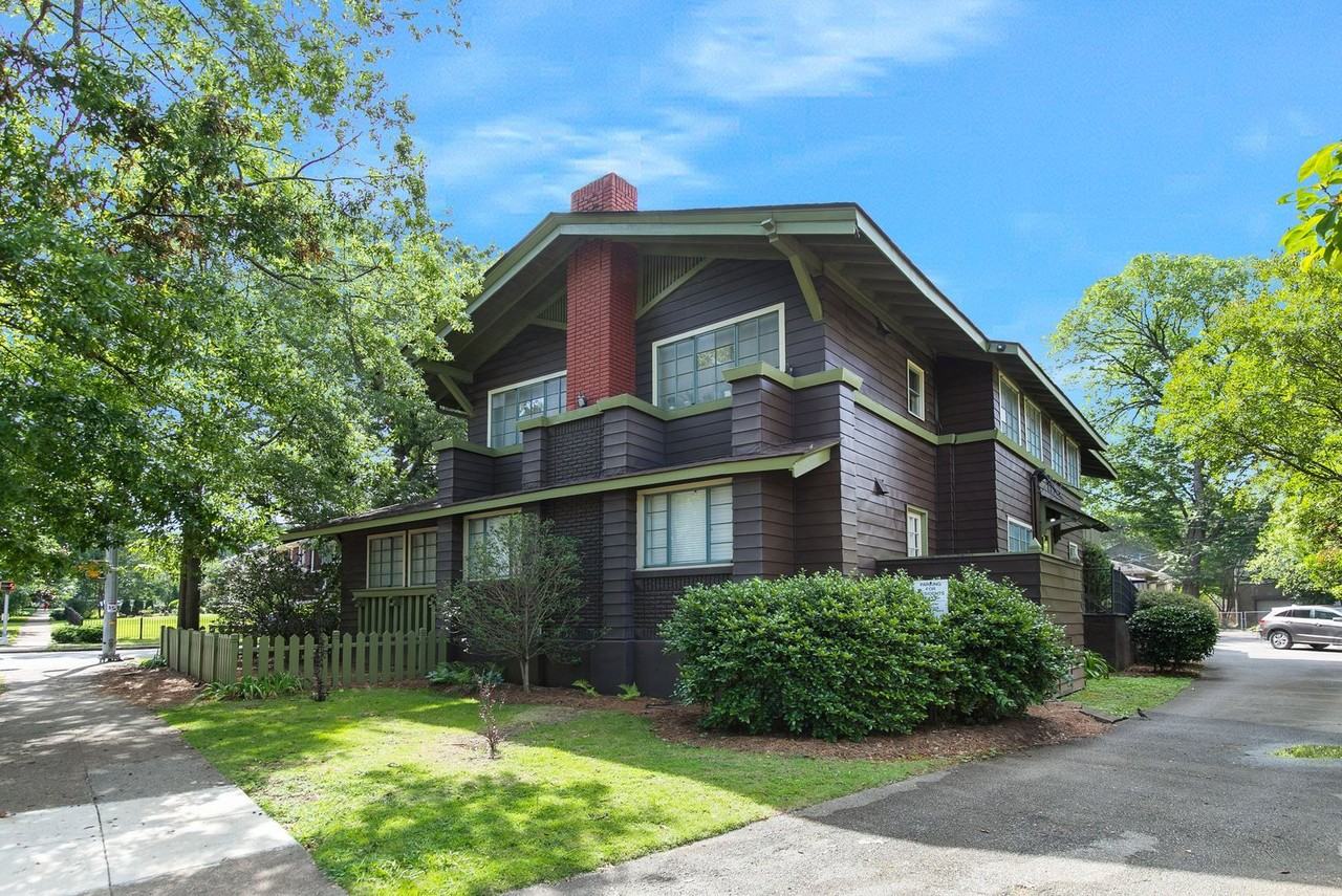 Ireland House - Photo 3 of 4