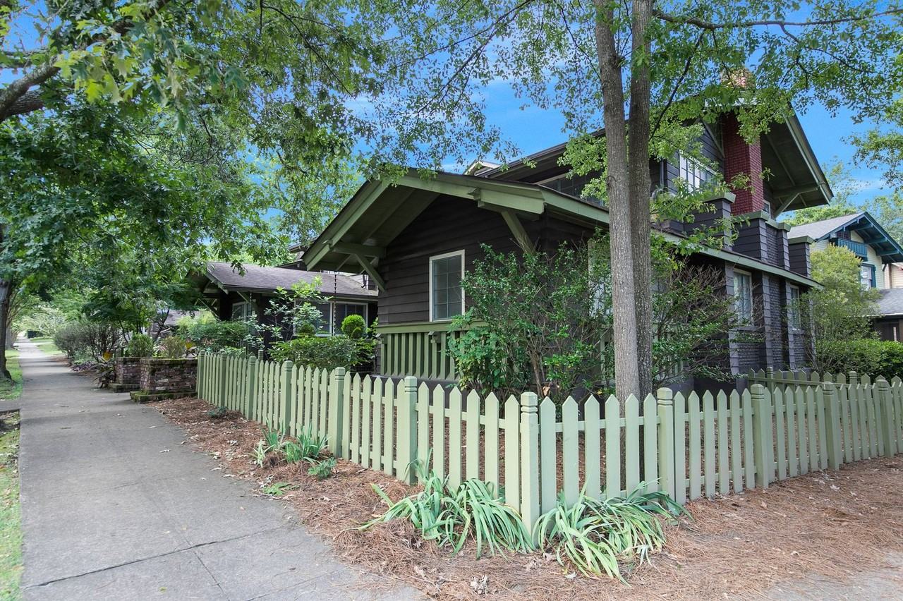 Ireland House - Photo 4 of 4