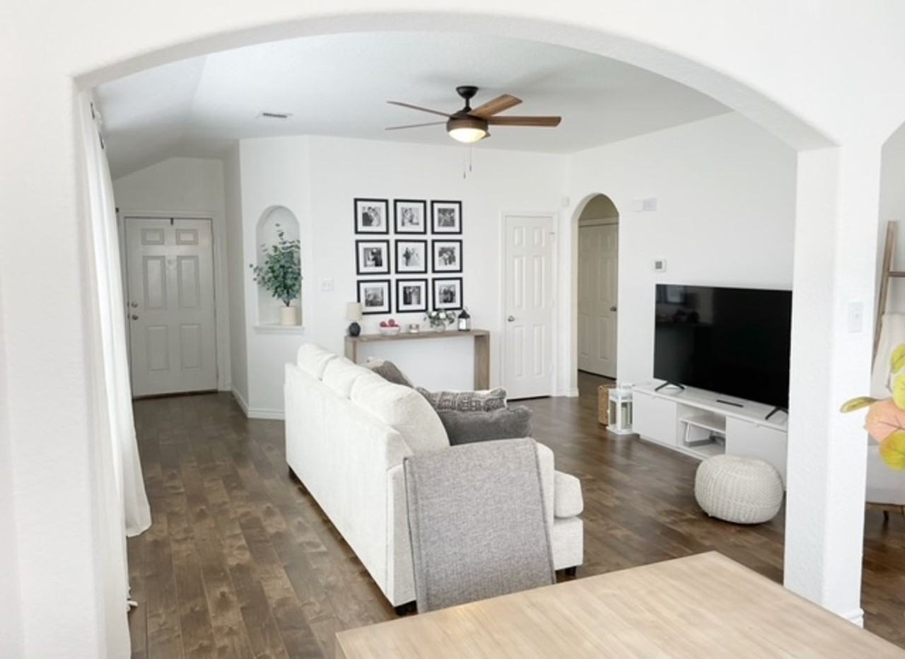 10202 Sun Ml - Photo 2 of 25