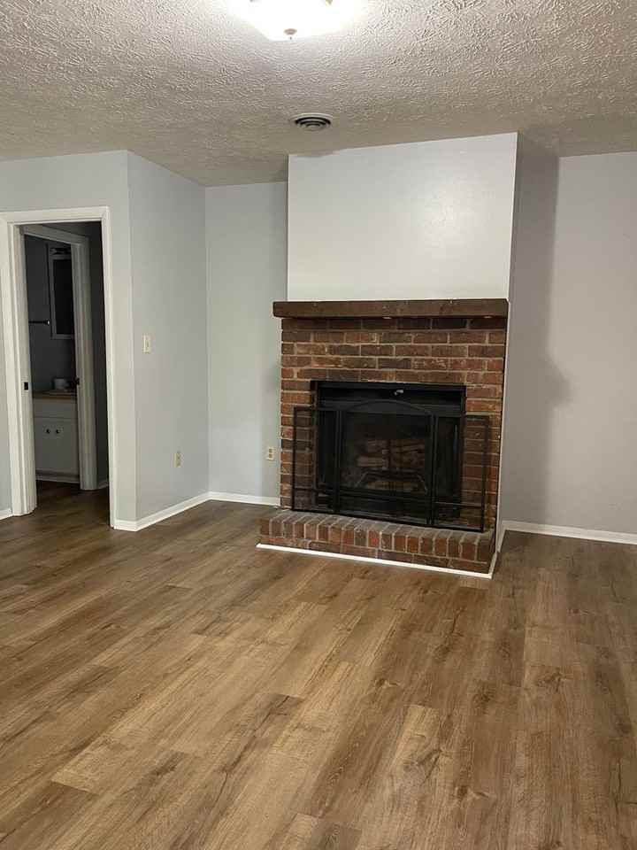 332 Edgewood Dr - Photo 6 of 15