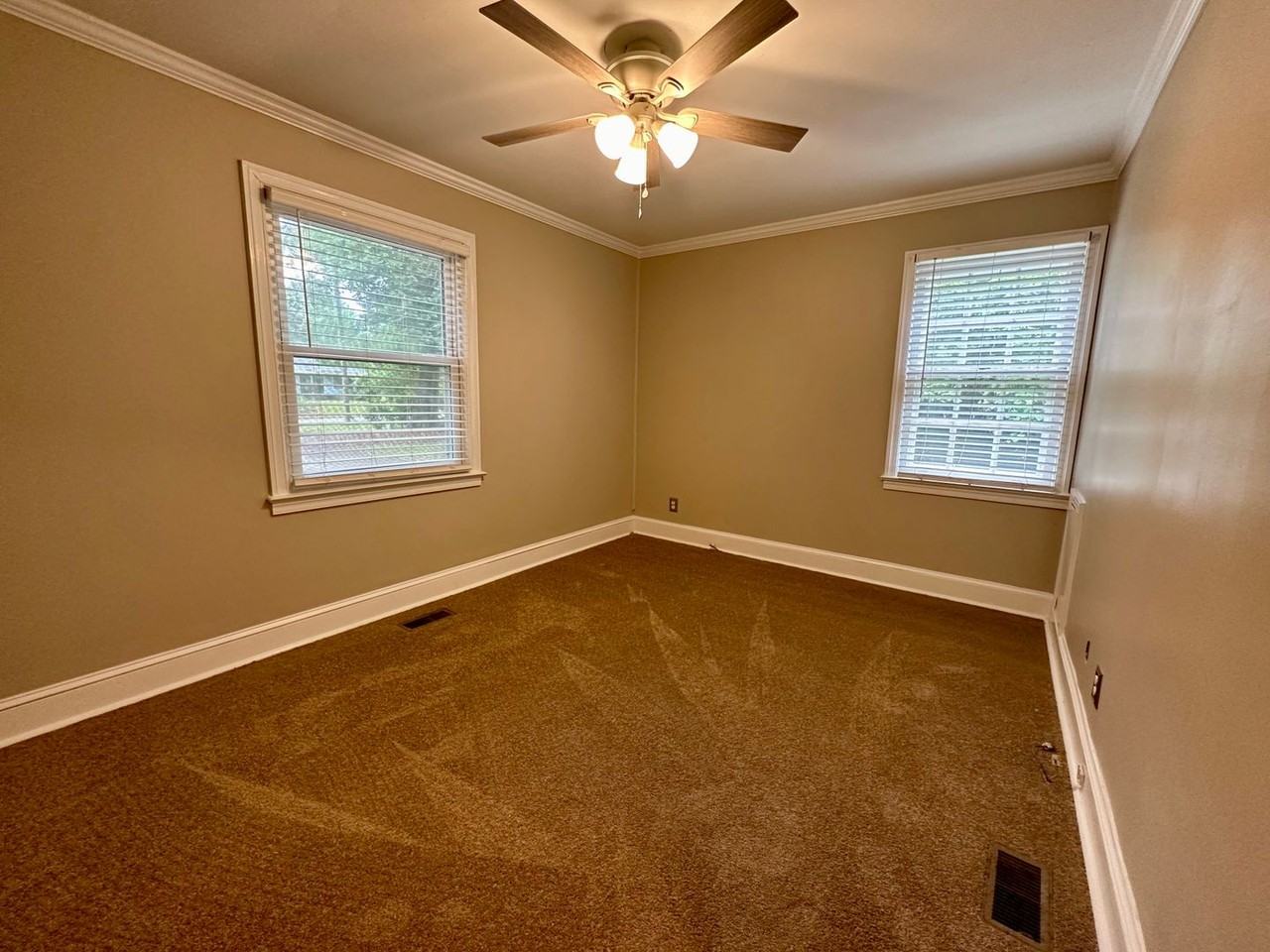 84 Willow Dr - Photo 6 of 11