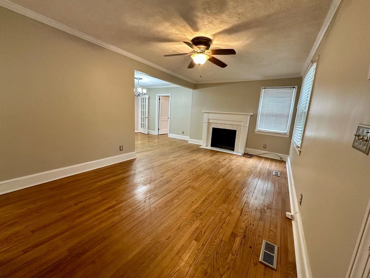 84 Willow Dr - Photo 2 of 11