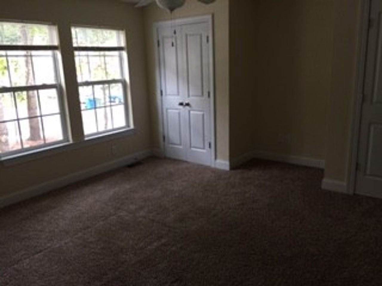 1116A Greenwood Ave - Photo 3 of 5